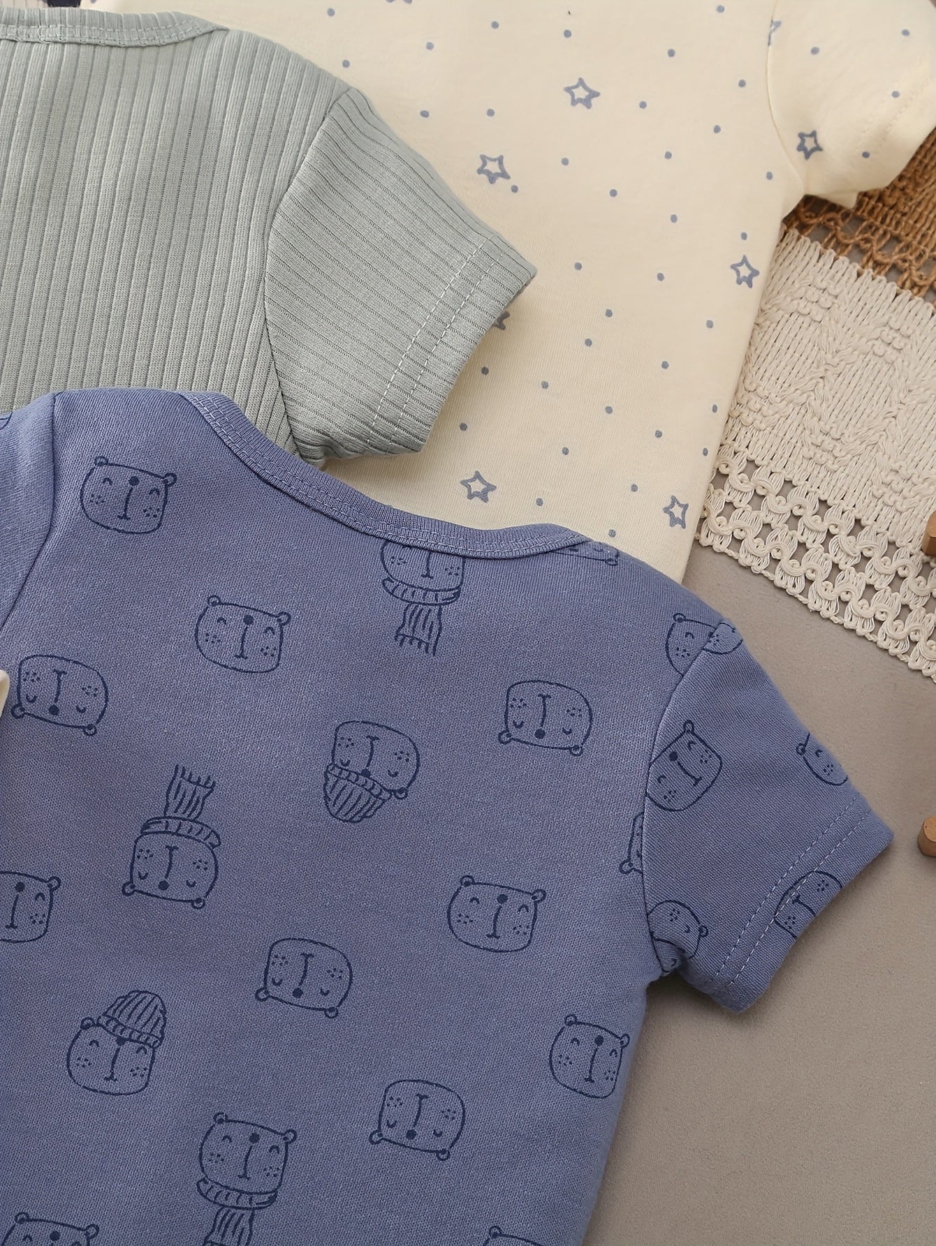 Luna & Lino Primeiro Guarda-Roupa do Bebê – Kit 8 Peças de Bodys Confortáveis e Estilosos