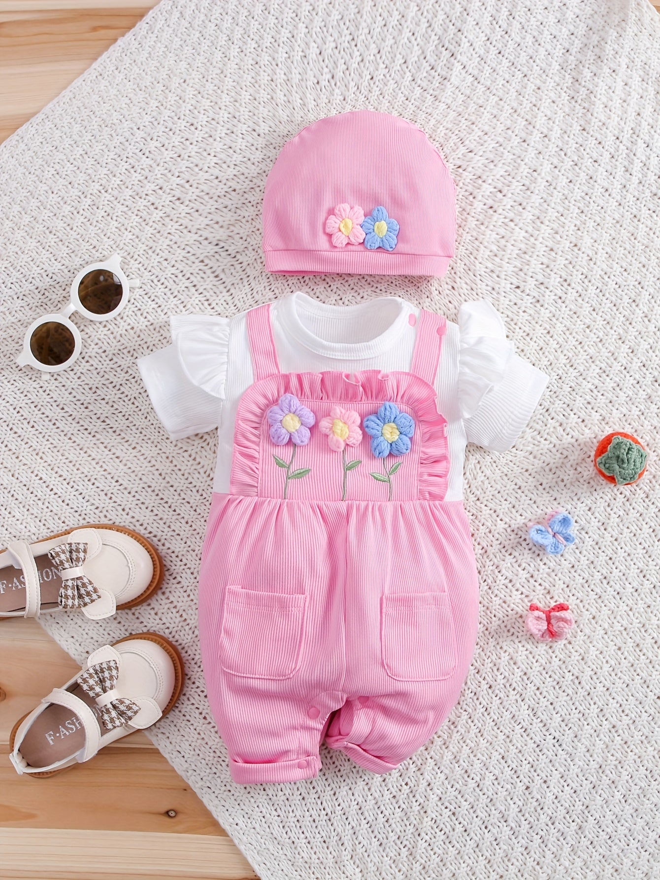 Luna & Lino Conjunto Bebê Blossom – Body Floral de Manga Curta com Chapéu