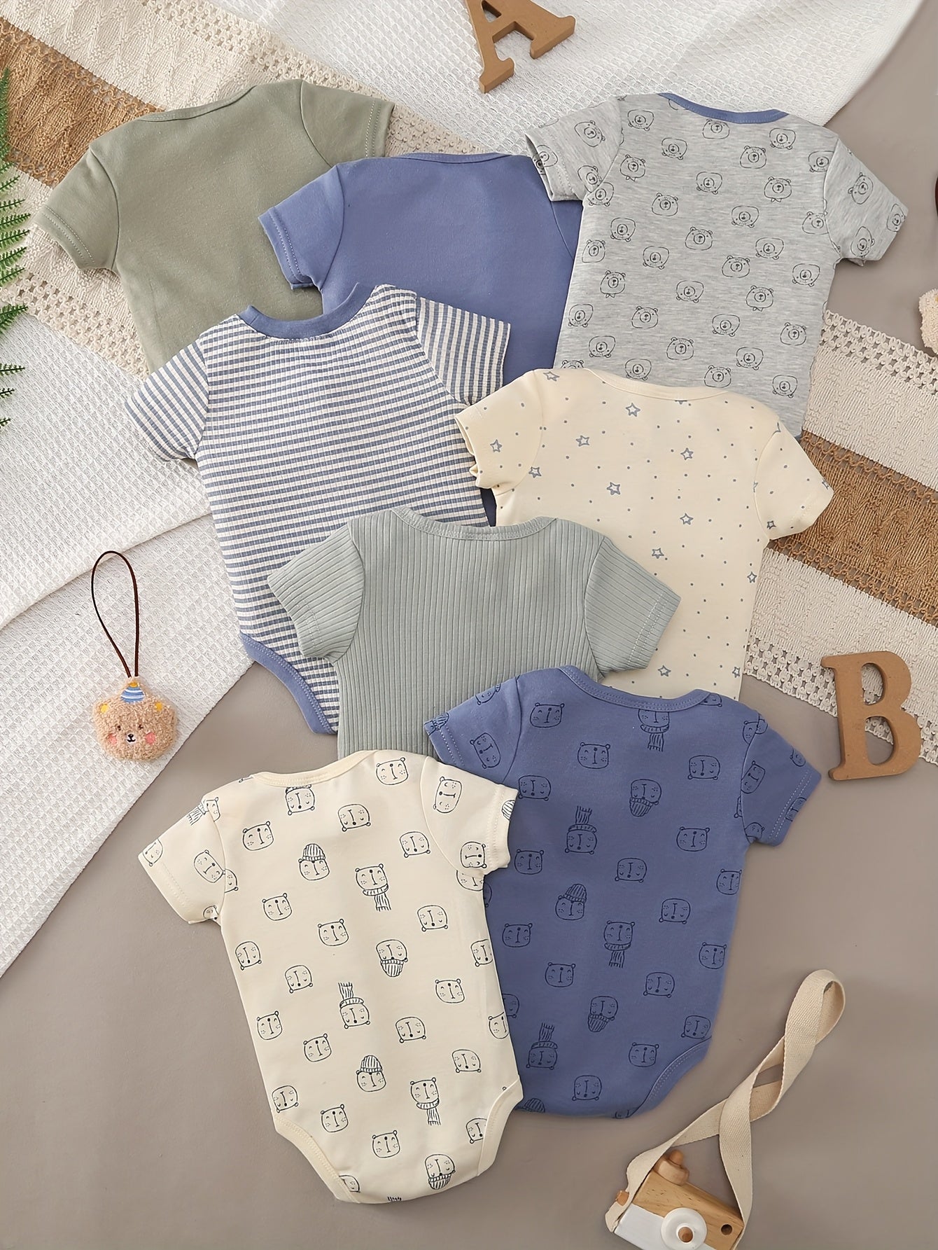 Luna & Lino Primeiro Guarda-Roupa do Bebê – Kit 8 Peças de Bodys Confortáveis e Estilosos