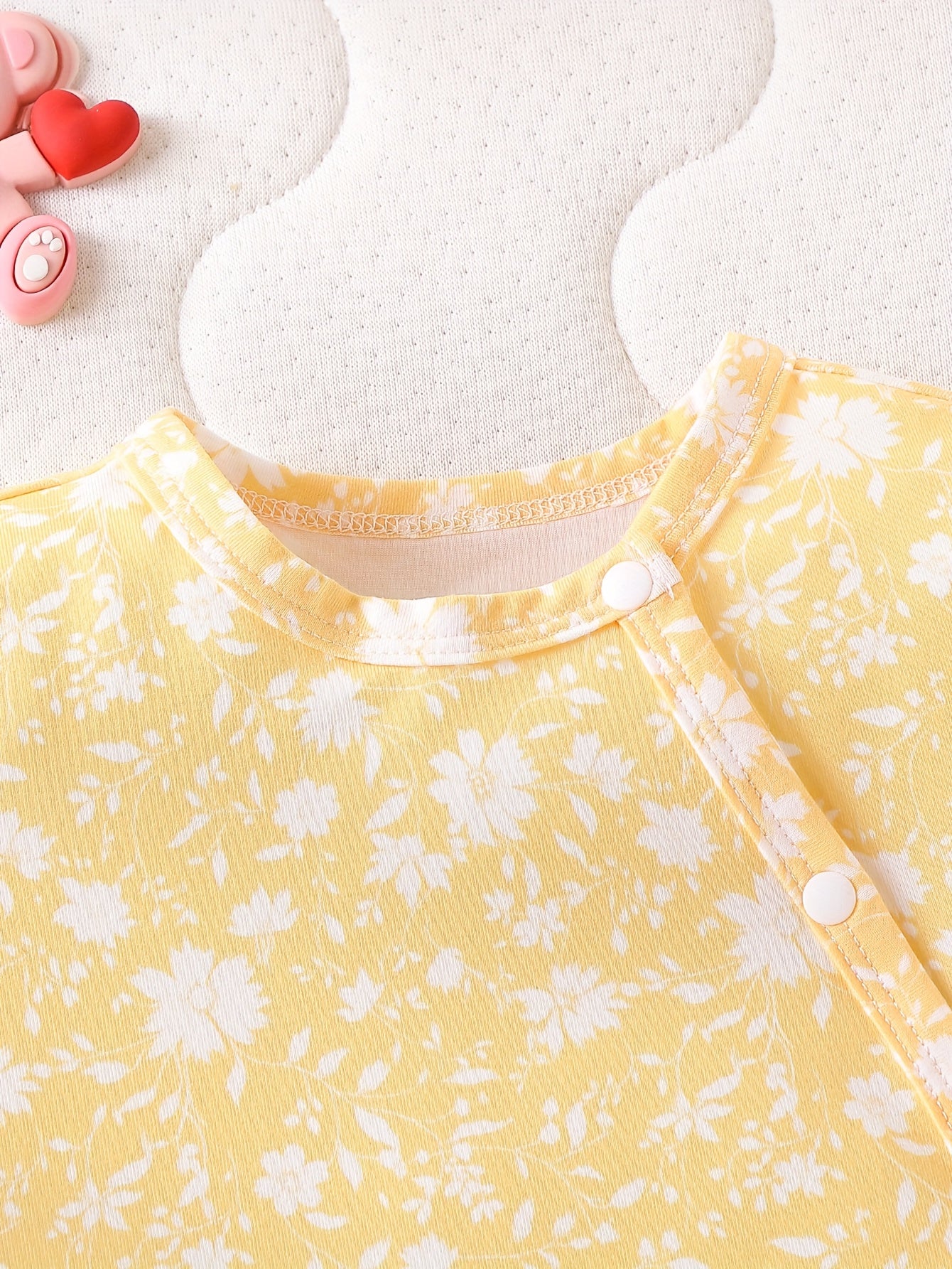 Luna & Lino Conjunto Cami Floral – Blusa Regata com Laço de Cabelo